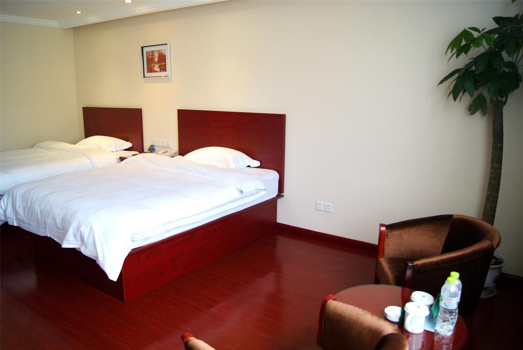 Greentree Inn Shanghai Pudong New District Shenmei East Road Express Hotel Dış mekan fotoğraf