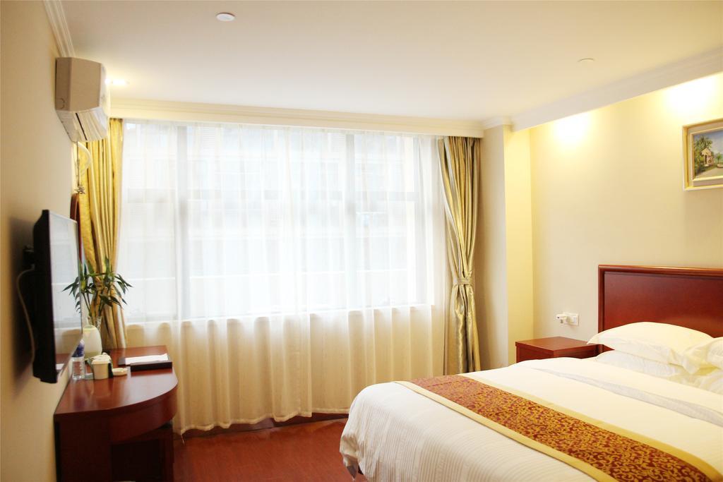 Greentree Inn Shanghai Pudong New District Shenmei East Road Express Hotel Dış mekan fotoğraf